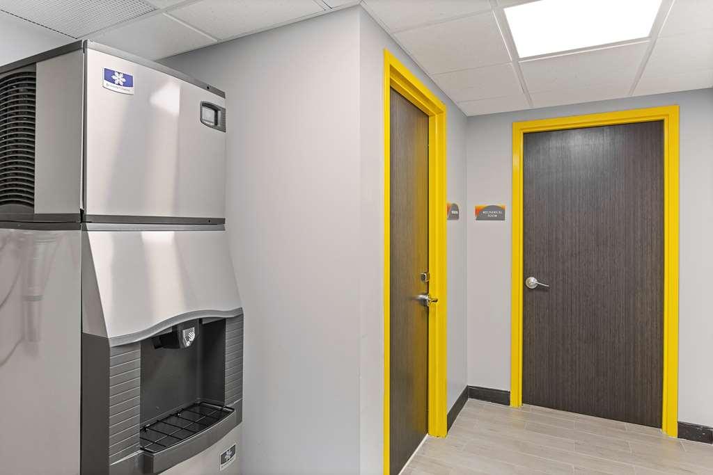 Glo Best Western Savannah-Gateway I-95 Amenities photo